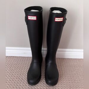 EUC Hunter Boots Original Tall in Black size 9